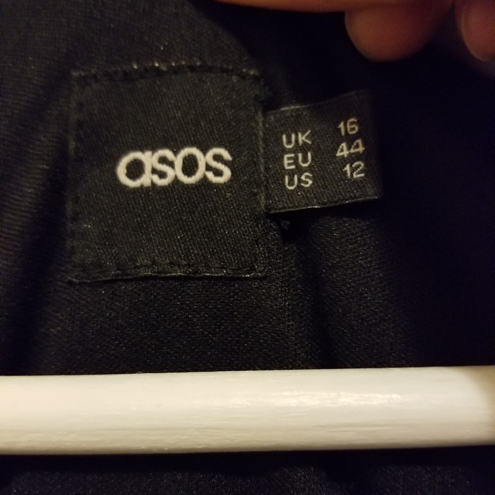 Asos black dress with a golden zipper on the front - Picture 3 of 5